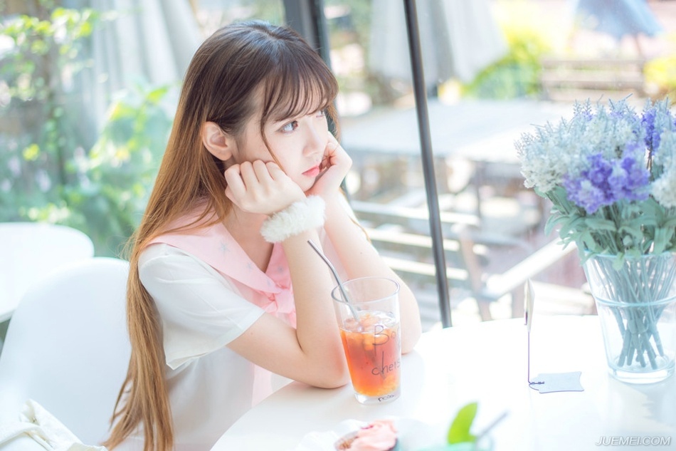 梦想绿色的校园，永远有浓厚的书香;梦想阳光的校园，永远有关爱的永恒。